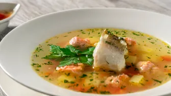 7 greșeli în dieta mediteraneană care îți pot sabota slăbitul