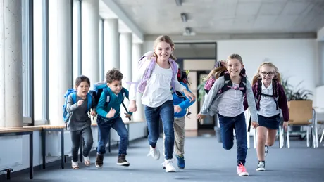 Când intră elevii în vacanța de toamnă. Calendarul complet al anului școlar 2025-2026