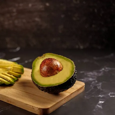 Alimente care, combinate cu avocado, îmbunătățesc sănătatea creierului. Cum să le incluzi în dieta zilnică