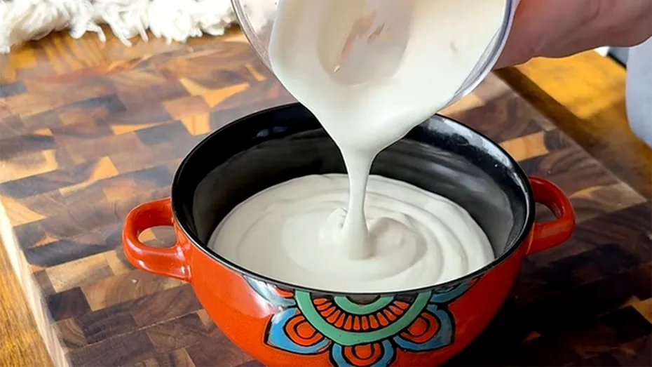 Cum se face maioneza fără ouă. Care sunt singurele ingrediente folosite