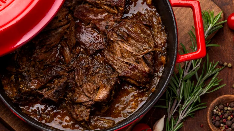 Cele mai bune condimente pentru carnea de miel: cum să obții un gust perfect