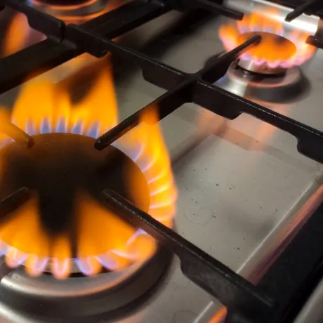 De ce să renunți la plitele pe gaz în favoarea aparatelor electrice