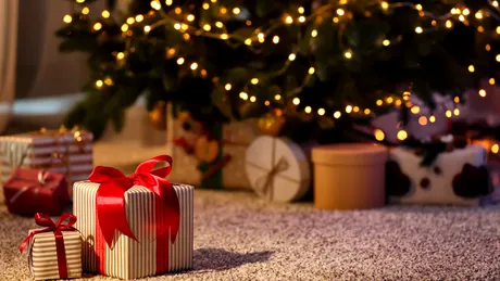 Cele mai bune 10 idei de cadouri ieftine și accesibile de Crăciun