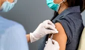 Vaccinarea anti-COVID, pas cu pas. Obiectele pe care trebuie să le ai cu tine la centrul de vaccinare