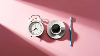 De ce nu este bine să te speli pe dinți imediat după ce bei cafea. Ce se întâmplă cu smalțul dentar