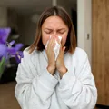 Sezonul alergiilor a început mult mai devreme! Polenul afectează deja tot mai mulți oameni