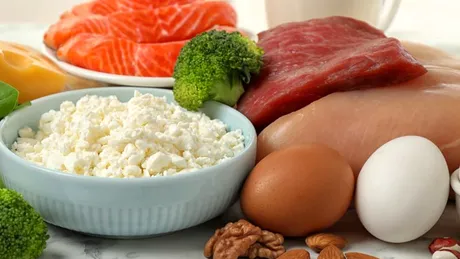 6 efecte negative ale dietelor bogate în proteine
