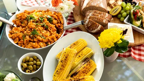 Ce alimente NU sunt recomandate spre consum VARA. Ne fac mai mult rău decât bine