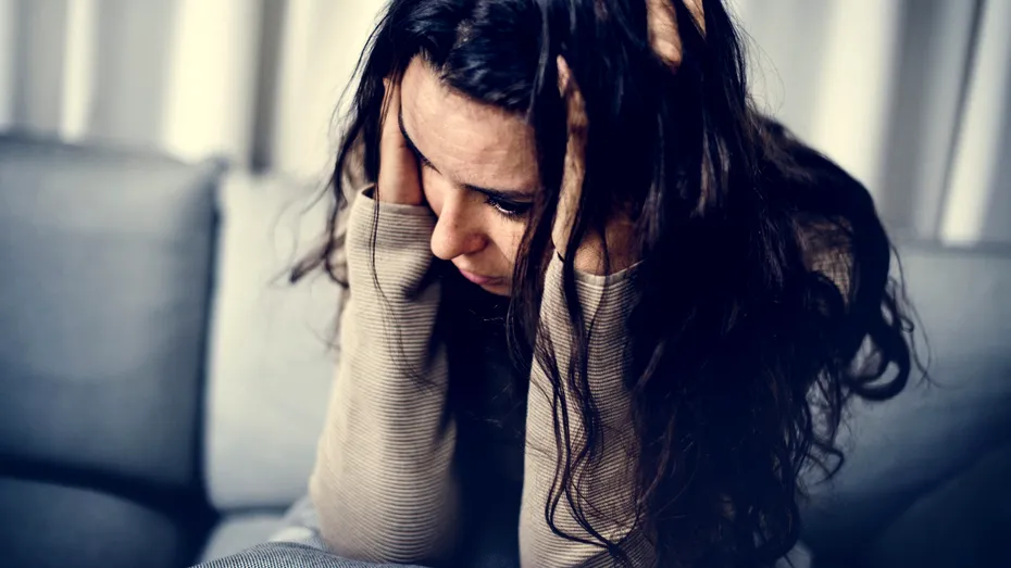 Mit și adevăr despre DEPRESIE. Nu e o simplă supărare care trece dacă câștigi mai mulți bani!