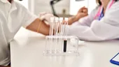Poate o simplă analiză de sânge să arate cancerul? Ce trebuie să știi despre hemogramă