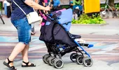 De ce nu este recomandat să acoperi căruciorul bebelușului cu o pătură pe timp de vară