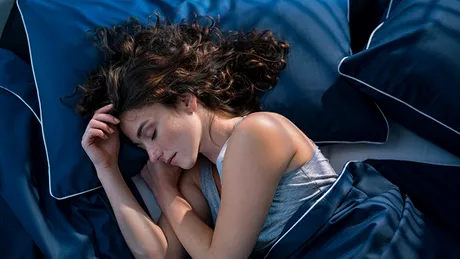 3 remedii naturale pentru un somn mai bun