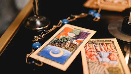 Semnificația celor 5 elemente ale zodiacului chinezesc. Cei născuți în an de foc iubesc viața și o trăiesc din plin!