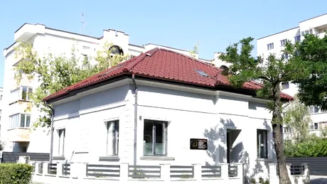 (P) Ai pierdut toți dinții? Cum funcționează reabilitarea completă pe implanturi prin procedura All-on-4/All-on-6