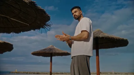 Steve Ant le-a arătat fanilor casa în care a crescut în Grecia. Imaginile publicate de artist au atras atenția