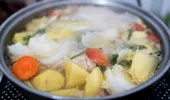 Ce înseamnă dacă se formează spuma în timp ce fierbi carnea? Ce conține