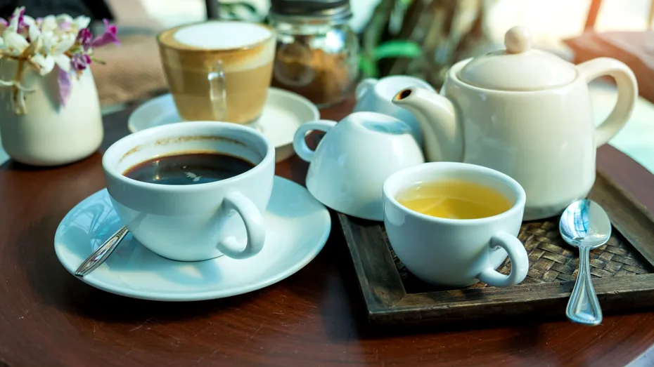 Ceai sau cafea? Ce băutură este mai sănătoasă pentru inimă, creier și siluetă