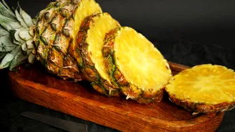 Rețeta pentru compot de ananas. Se face simplu acasă și e mult mai sănătos decât cel din comerț