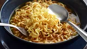 Ce conțin, de fapt, produsele de tip noodles și supele la plic