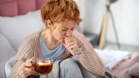 8 boli care pot cauza tuse cu flegmă dimineața - ce alte simptome apar, când să mergi la medic
