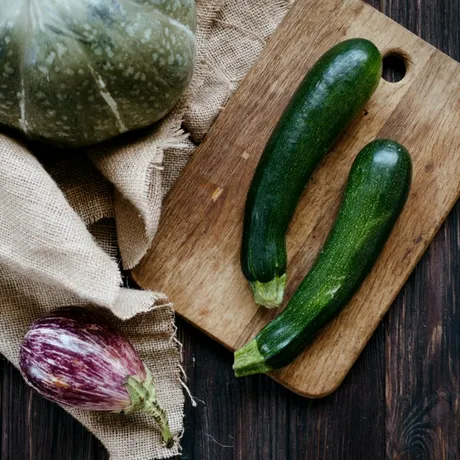 De ce e bine să introduci zucchini în dieta ta zilnică? E leguma versatilă cu beneficii uimitoare