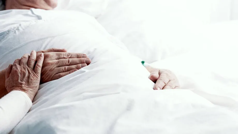 A crezut că are indigestie, dar la spital i-au zis că mai are doar nouă luni de trăit. Diagnosticul primit de un bărbat după ce medicii i-au găsit o tumoră uriașă