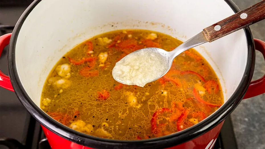 Singura ciorbă recomandată de medici pe vreme de caniculă. Este și cea mai ieftină!