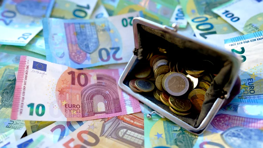 Bancnota de care trebuie să te ferești când mergi în vacanță! Este cea mai falsificată în 2025