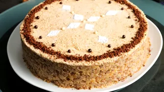 Câtă nucă se pune la colivă