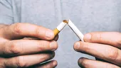 Studiu: Percepţia românilor faţă de fumat. Fumatul este mărul discordiei în familie, dar şi la serviciu