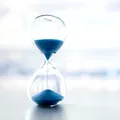 De ce ai impresia că timpul zboară după 30 de ani. Explicația surprinzătoare a oamenilor de știință