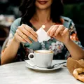 7 obiceiuri matinale care îți pot sabota silueta. Greșelile aparent banale care favorizează acumularea kilogramelor