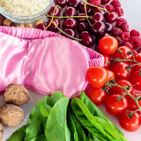 Alimente care te ajută să adormi rapid. Sunt o sursă naturală de melatonină