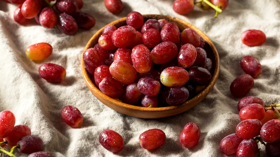 5 super alimente cu efect ANTIOXIDANT care te protejează de soare