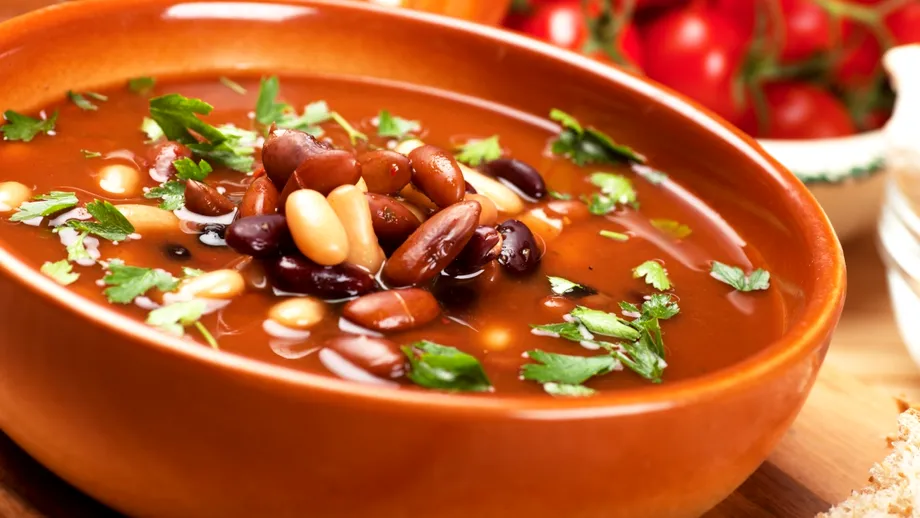 Supa longevității. Rețeta secretă de la familia italiană cu o vârstă adunată de 800 de ani