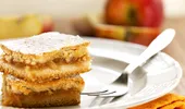 Prăjitură de post cu mere și scorțișoară. Rețeta simplă și pufoasă, perfectă pentru zilele de post