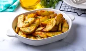 Rețetă cartofi pane crocanți, sunt gata în 10 minute! Garnitura perfectă dacă ai musafiri
