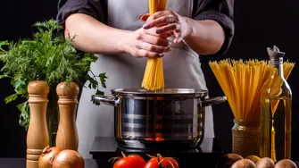 Bucătarii italieni explică: Așa trebuie să gătești pastele, și nu altfel!
