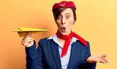 Ce haine să nu porți în avion! O stewardesă te sfătuiește cum să călătorești confortabil și igienic