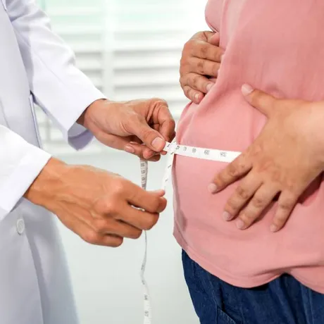 Studiu: două treimi dintre femeile din România consideră obezitatea atât o boală cronică, cât și o problemă de stil de viață