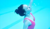 Ce se întâmplă dacă înghiți apă din piscină. Riscurile explicate de medici