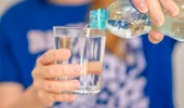 Câtă apă trebuie să bei pentru rinichi sănătoși? Medicul explică de ce mai mult nu înseamnă neapărat mai bine