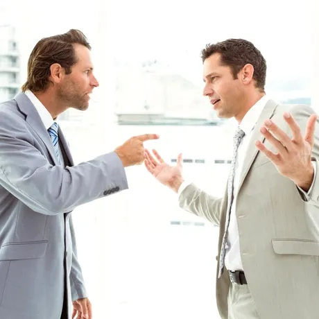 Cum te afectează orele lungi la birou și nopțile fără somn? E timpul să prioritizăm odihna