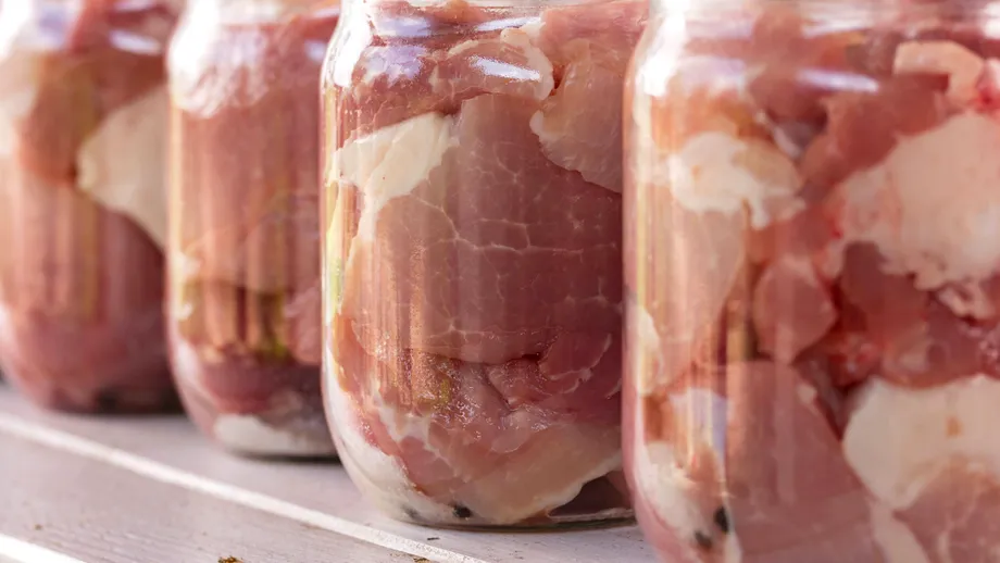 Carne la borcan – Conservare și gust autentic pentru iarnă