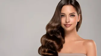 Blowout-ul de salon acasă: produsele și tehnica pentru volum