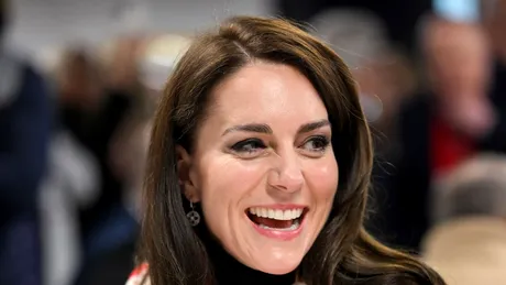 Kate Middleton a reciclat un palton de acum cinci ani. Garderoba prințesei e impecabilă