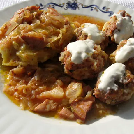 Cum să gătești sarmale sparte! Rețeta tradițională de casă, o poate face oricine