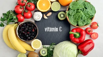 5 legume care conțin mai multă vitamina C decât portocala. Le poți include ușor în alimentație