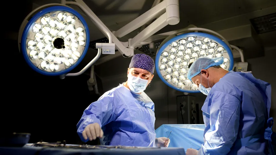 „În afară de tutun, poate că nu există un rău mai mare pentru sănătate decât obezitatea”. Efectele explicate de un medic chirurg