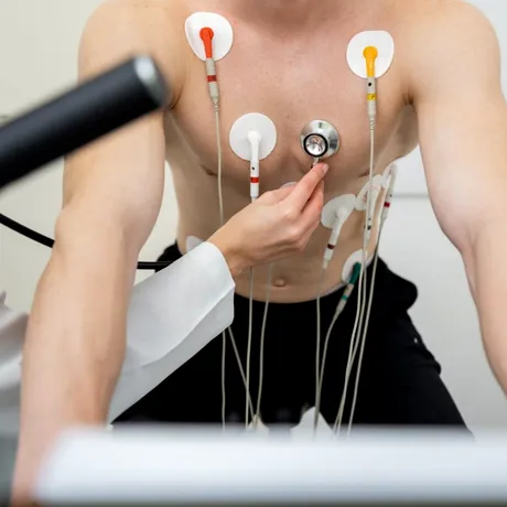 Testul de efort: când este recomandat și ce arată despre sănătatea inimii